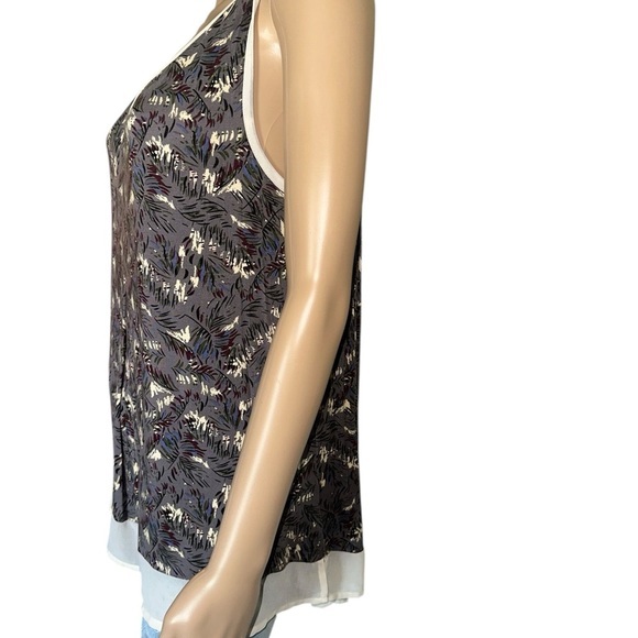 Lee Feather Print Sleeveless Blouse with Back Zip Size Large - Picture 4 of 8